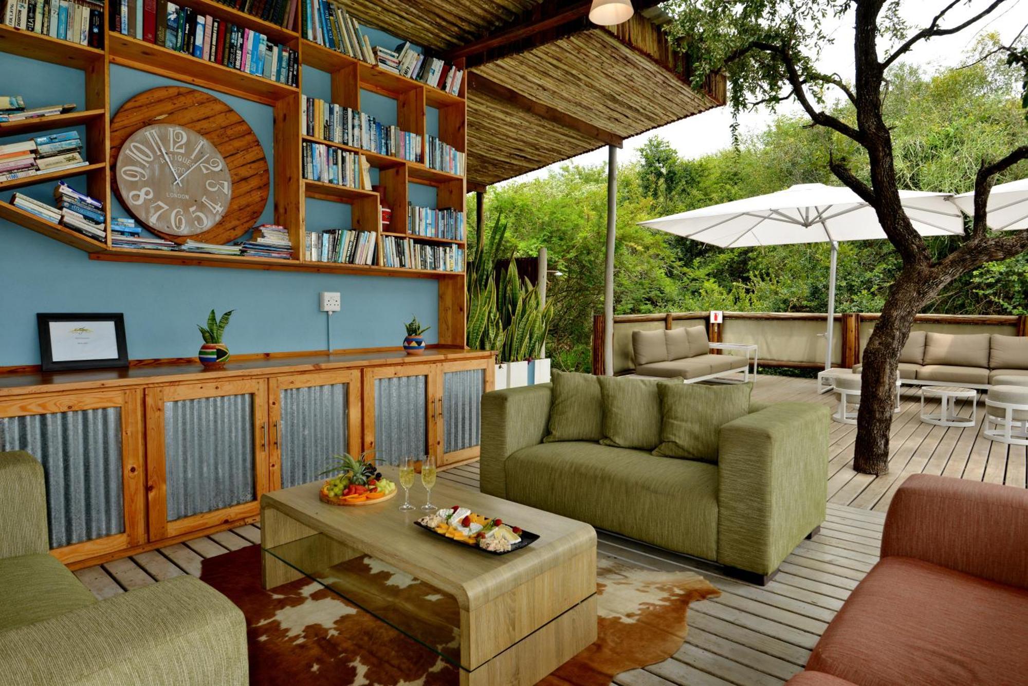 Kruger Safari Lodge Manyeleti Game Reserve Bagian luar foto