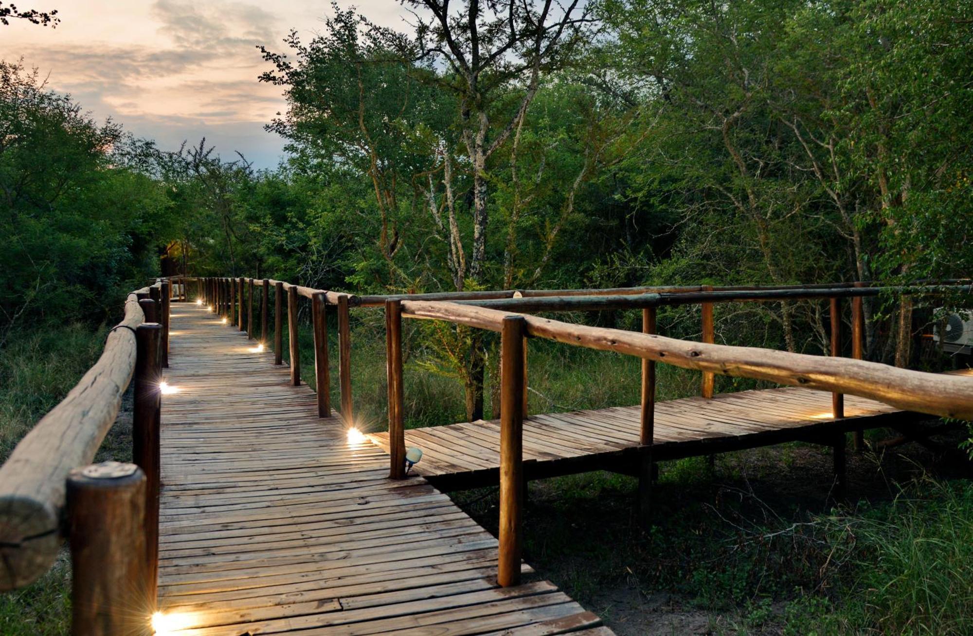 Kruger Safari Lodge Manyeleti Game Reserve Bagian luar foto